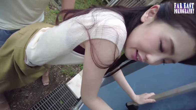 Far East pornography: Elegante gulp-nacht mit einer sehnsüchtigen alleinerziehenden mutter, die warme Essenz...