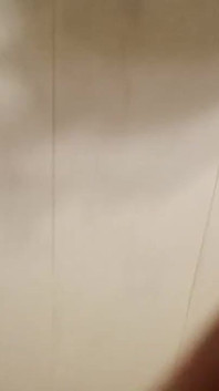 一个完美的女孩修复她的阴户