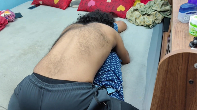 Vaishnavysharunraj: Pareja mallu caliente folla con camisón y romance con bloqueo...