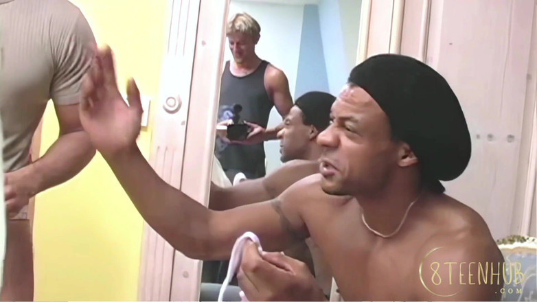 8TeenHub: 8teenhub - dans les coulisses de Gang Bang Darlings 2