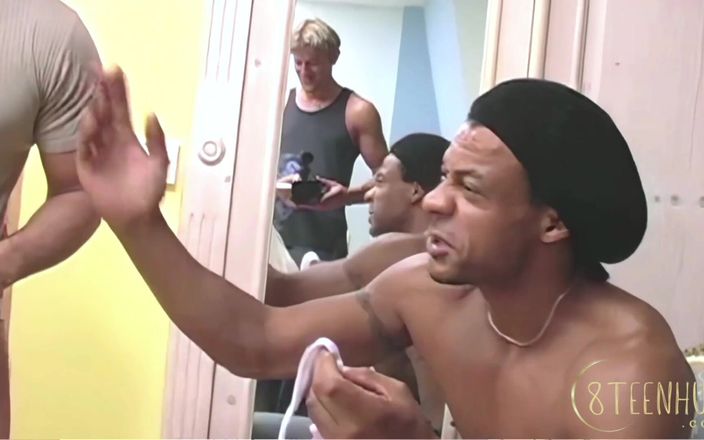 8TeenHub: 8teenhub - detrás de escena de gang bang darlings 2