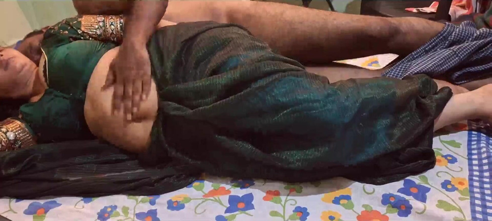 Sexy sindu: Blue Saree sesso con la figliastra