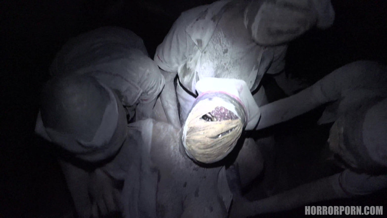 Horror porn: Korku pornosu cehennemden 8 hemşire