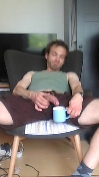 Messy Bator Bro Looking Crazy on Second Day of Bate