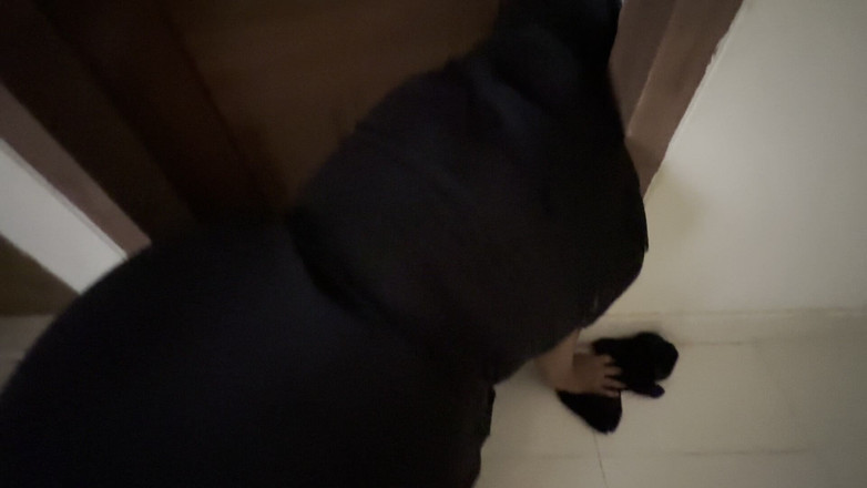Aria Mia: A pecorina cazzo una cameriera musulmana hijabi in hotel Quando...