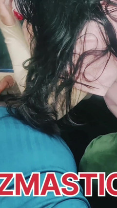 Xyzmastilcing: 젖탱이를 보여주는 Bhabhi Ji