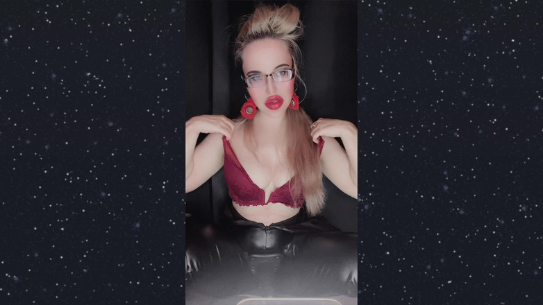 FinDom Goaldigger: Strapon gag ke dalam mulut banci Asmr menangkap