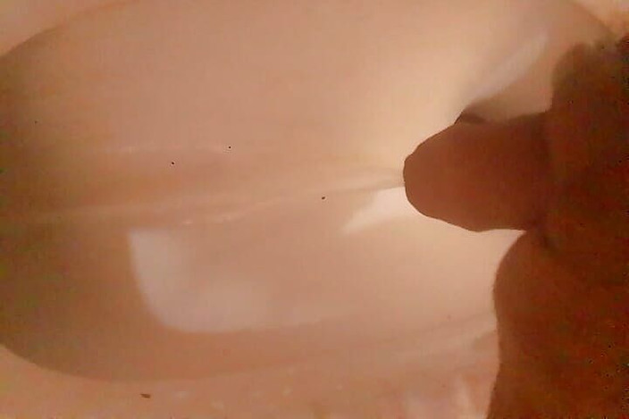 Gangbang straight: Puss Pee 123