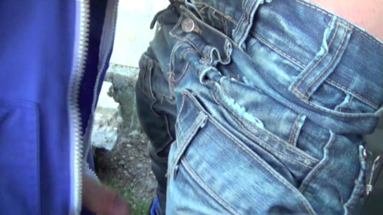 French Twinks Amator videos: Muncitoare heterosexuală futută în aer liber de un băiat sexy