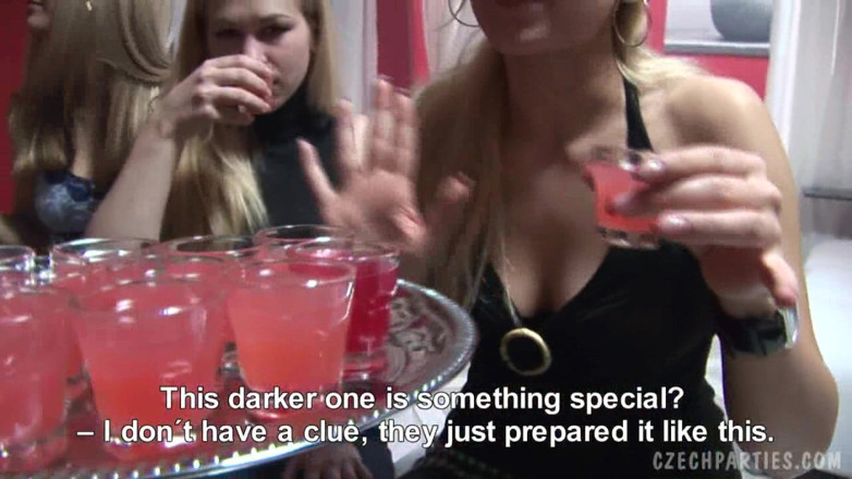 Czech Parties: Tschechische parties 4 - teil 1: blonde sperma-liebhaber party fuckfest - pOV-blondinen nehmen es...