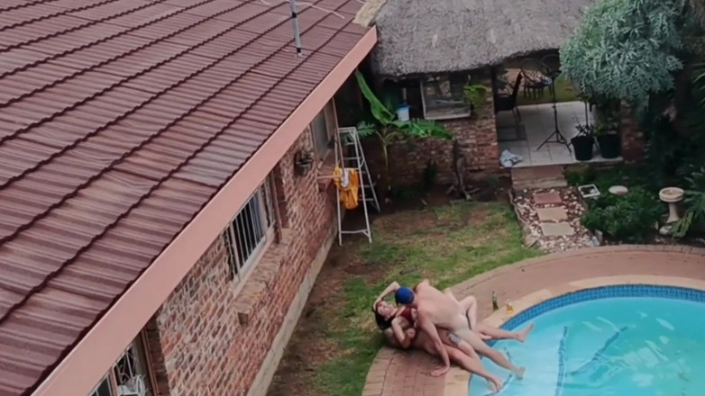 Bigjoefuckalott: Bắt gặp hàng xóm của tôi làm tình khi bay...