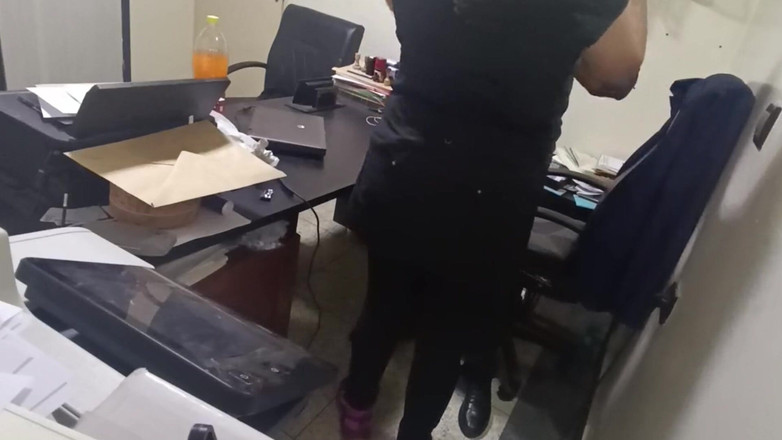 BBW LATINA: Hardcore kancelářský sex s nadrženým šéfem, část 2