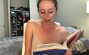 Nadia Foxx: Hysterisch lesen harry potter, während sie auf einem vibrator sitzt!