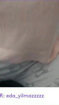 Amsturbation im schlafanzug - türkische MILf - türkischer porno