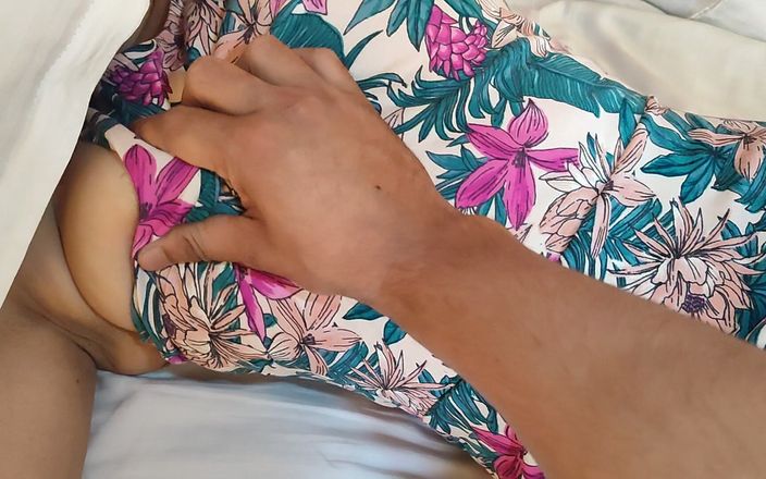 Nepalii: Tette sexy e culo sexy con un corpo perfetto