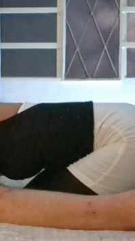 MILF with a Gorgeous Body Gives a Blowjob and Cums in Her Mouth