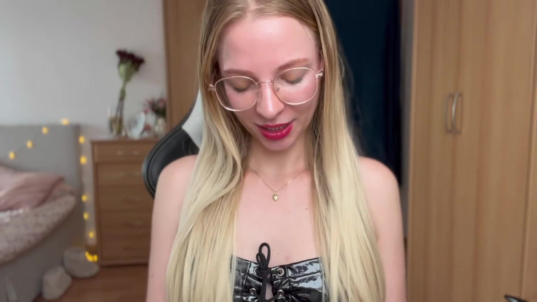 Goddess_Bella_Rae: Женское доминирование, АСМР, визит к терапевту