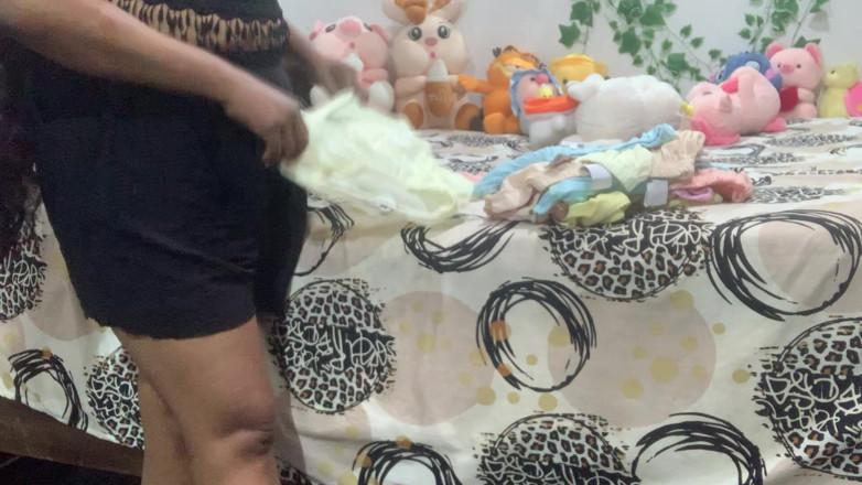 Nuragee: Bugün çok yağmur yağıyor, üvey erkek kardeş