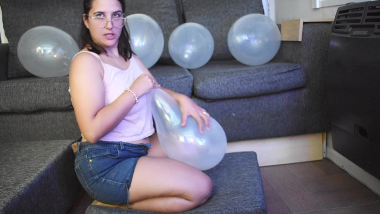 melu_world: White Balloons Blow and Pop Relaxing Therapy - Bunny Looner