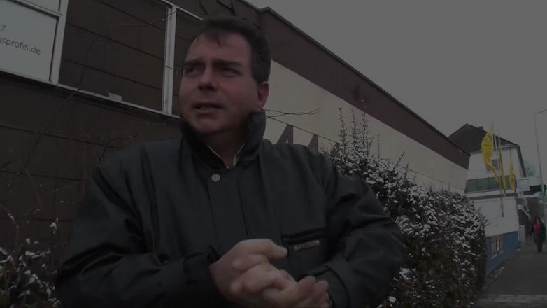 Muschi movie official: Milf bertetek besar bertetek besar berambut merah berkongkek pepek... Pancutan...