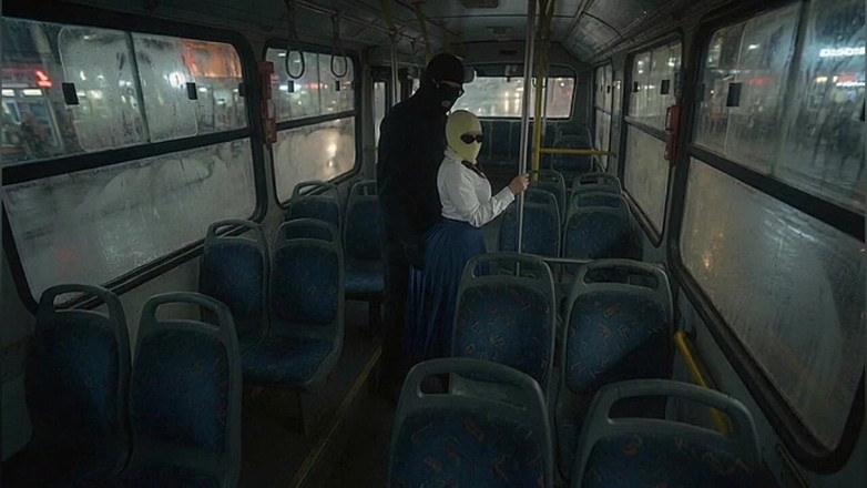 Animate golden: Pequeña chica universitaria presionada por hombre enmascarado en dormitorio