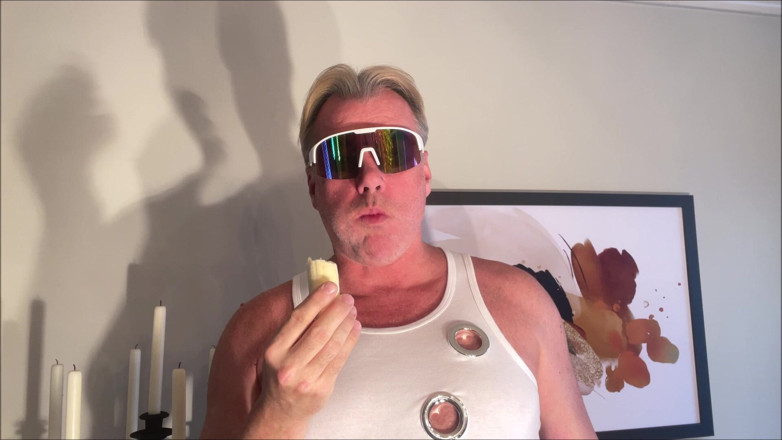 Dom Rod: Banan-ass- 001