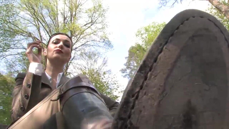 Lady Victoria Valente: Mistress in riding outfit: Be my human ashtray and boot...