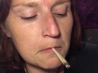 MistressWriggler: Пытаюсь не увлажнять себя, как я лижусь от занятий садоводства после питья слишком много кофе сегодня утром