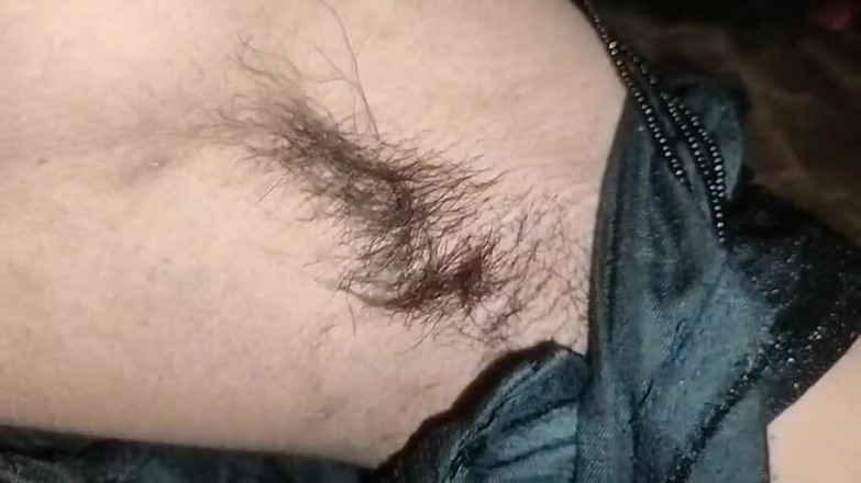 Mava mava: Üvey kız kardeşimi partiden geldiğinde gece sikiyorum ve ruh halinde...