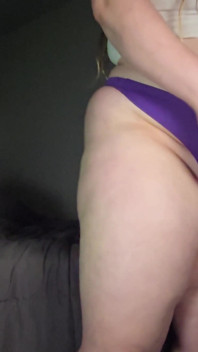 Wedgie dyrkan med cum showdown och orgasm!