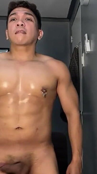 Geiler Pinoy-twink Wird Vor Der Kamera Heiss