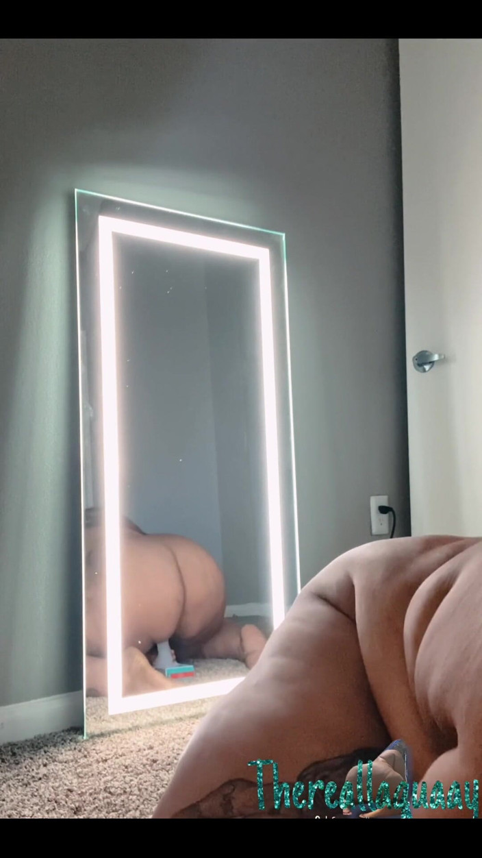 Biggdebbie solo: Bigdebbie Loves to Ride