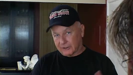 Trio hardcore con 2 sconosciuti sul mio divano