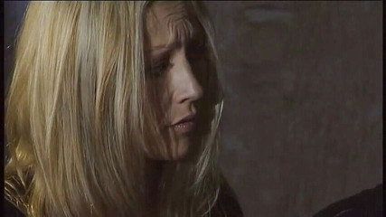 Fuck me Hard: Sledujte její ohýbání v podvazkovém pásu a vezměte ptáka zezadu