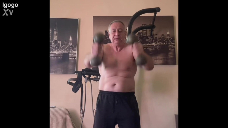 Alex Igogo: Solo Old