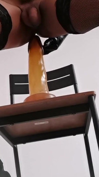 Tapette de la prostate éjacule : j’aime manger mon sperme
