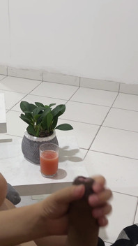 Tôi gọi cho người hàng xóm mới của mình để chào đón anh ấy bằng một cuộc đụ giàu có và cứng rắn cho đến khi tôi lấy hết sữa ngon ngọt của anh ấy ra khỏi anh ấy.
