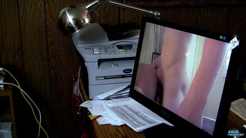 Zack Randall: Hung Office Boy Jerk off