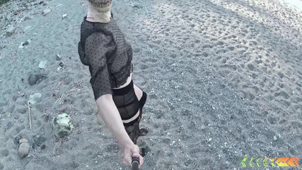 Nylondelux: Volle Modenschau am strand