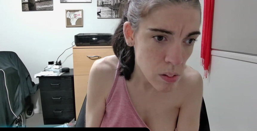 Melinah Viking: Królowa Smoków kichanie fetysz roleplay