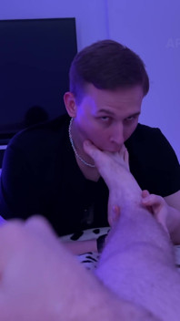 Ossessionato Da Calzini E Piedi Sporchi La Bella Feticista Del Piede Mi Ha Portato All'orgasmo