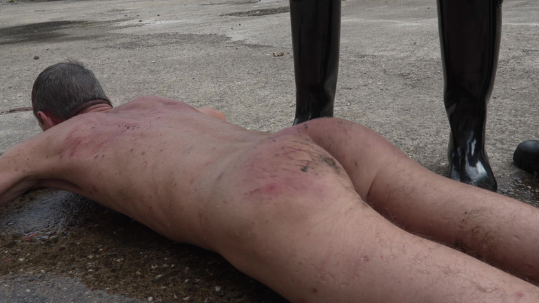 MissAlessaMilano: Снаружи мы охлаждаем его как унитазы