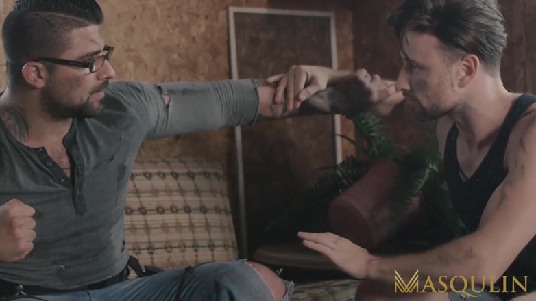 Masqulin: MASQULIN - Brocken Ryan Bones ohne gummi, devote Drew Dixon