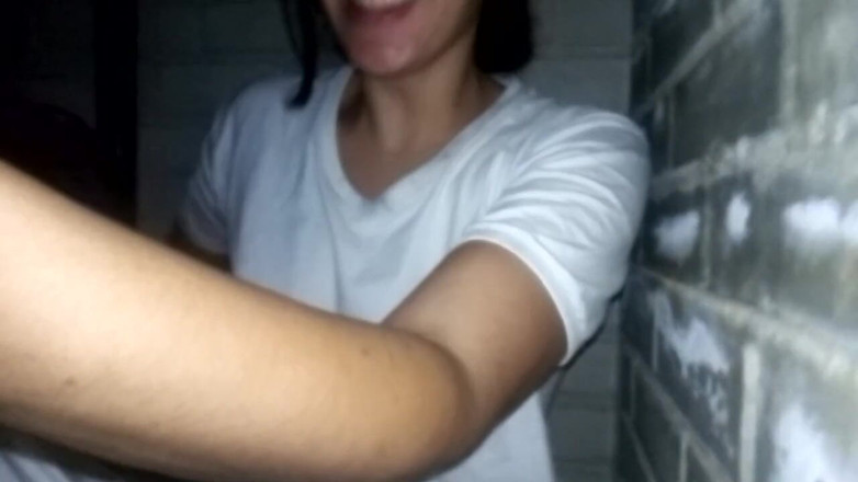 Nathalieprez4: Ich masturbiere auf dem Balkon meines Hauses vor meinen nachbarn...