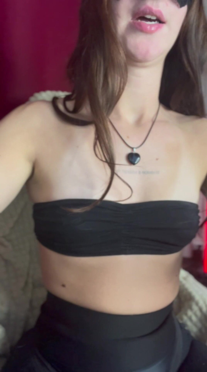 Skinny_lady69: 你的屁股属于我，娘娘腔婊子