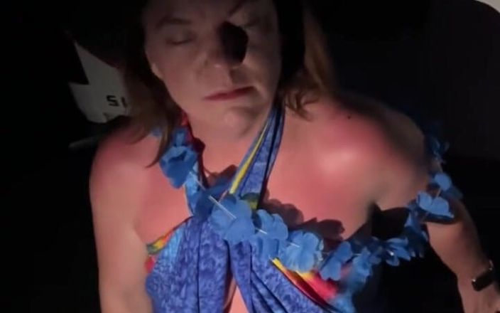 Ms Amanda: 私は常に挑戦しています。あなたは二度と同じ方法でヒッチを見ることはありません