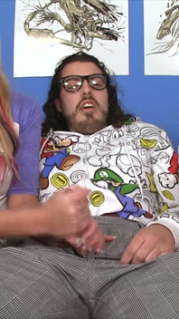 Cherry Morgan & Dakota Charms - Handjob Geek dara
