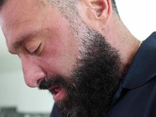 Chi Chi La Raw: Prinsă în flagrant de tatăl vitreg!
