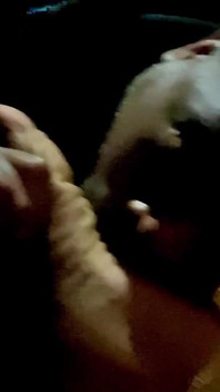 เนยและชายแก้ผ้าบนฝ่าเท้าใหญ่ SSBBW เหล่านี้ขณะที่ Jackie กลับมาใช้มืออีกครั้ง