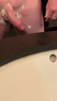 Shavin’ Gets Me Horny Af